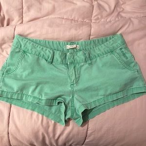 VINTAGE!!! Billabong low waisted shorts!! 💚💚💚💚💚💚💚💚💚💚💚💚